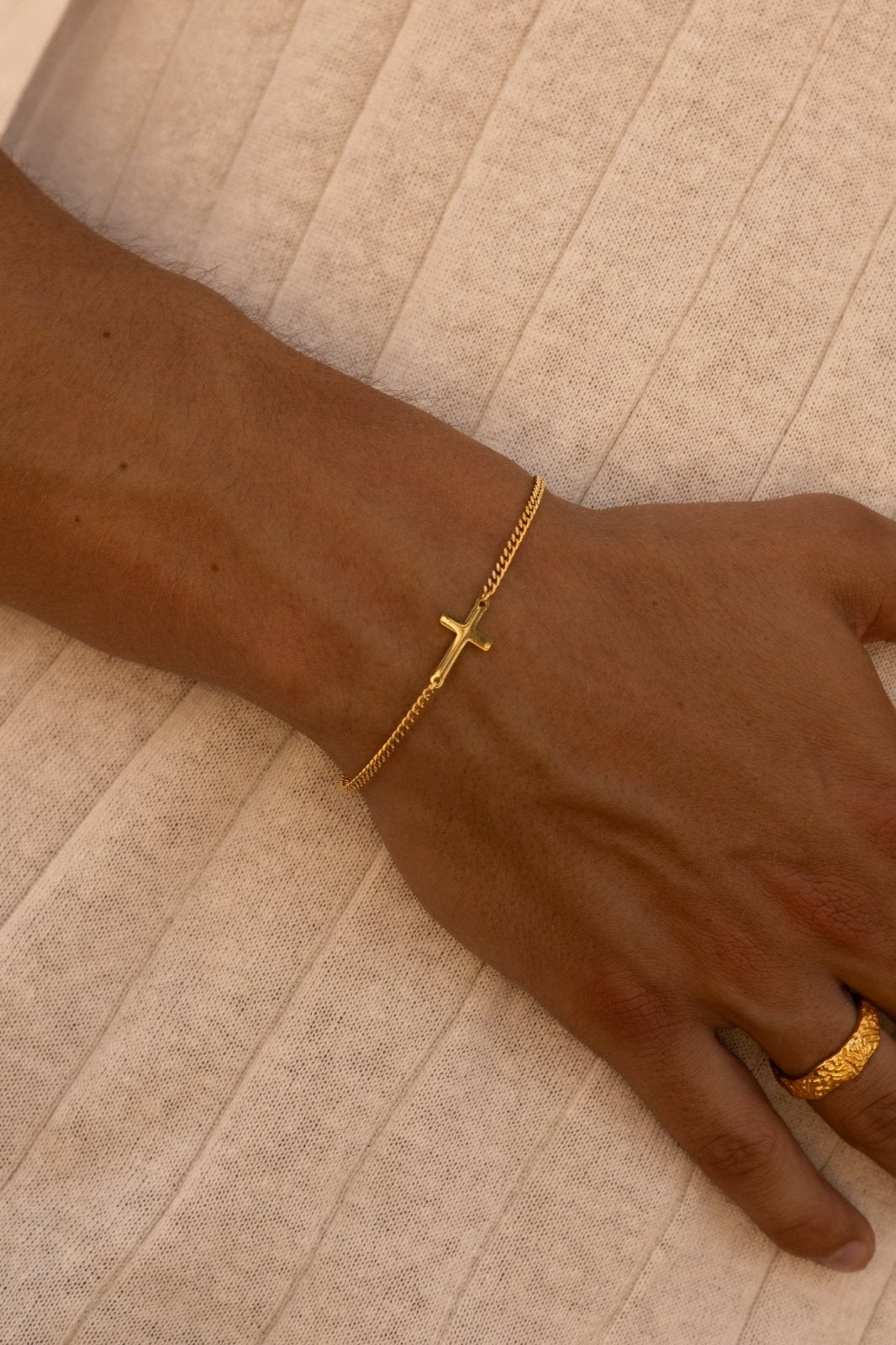 CROSS BRACELET UNISEX | SILVER | BESTSELLER